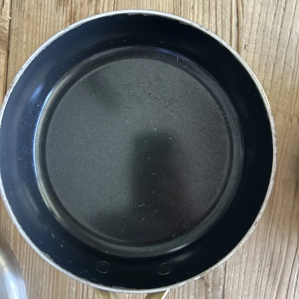 2 Williams-Sonoma GreenPan Reserve Ceramic Pans Twilight w/Gold Handle W/ Lids